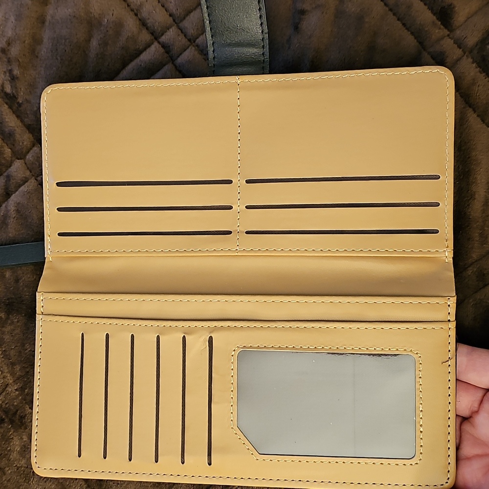 Wallet ~ NEW - Picture 9 of 12